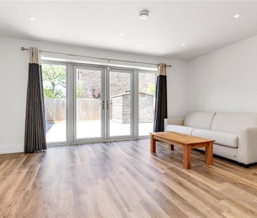 3 bedroom semi-detached house to rent - Photo 5