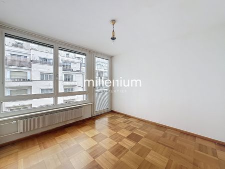 Spacious apartment with breathtaking views of Lake Geneva - Photo 4