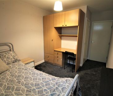 Victoria Street, Hyde Park, LS3 1BT, Leeds - Photo 1