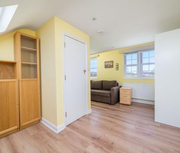 3 bedroom terraced house to rent - Photo 6