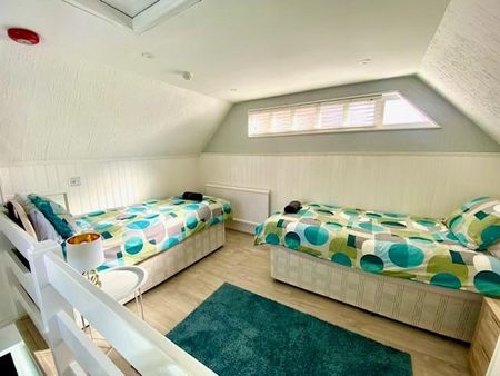 3 bedroom bungalow to rent - Photo 3