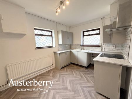 Middlefield Road, Bentilee, Stoke-On-Trent - Photo 5