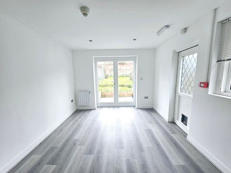 Silverdale Road, Southampton - Photo 4