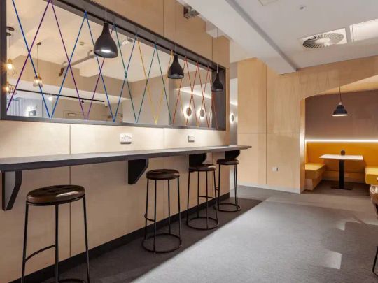 Premium En Suite City View - Photo 1