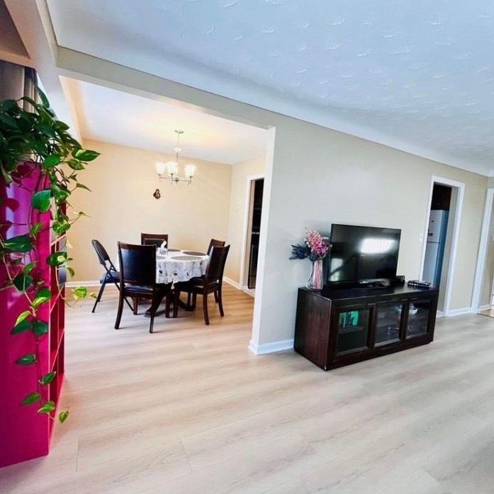 For Lease - 73 Lakeshore Road, St. Catharines, Ontario - Photo 1