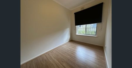 Updated Kitchen & Close To The City - Photo 2