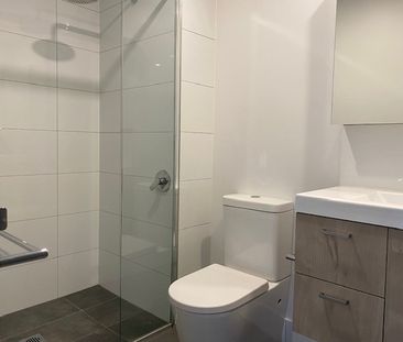 Affordable modern 2 bedroom unit - Photo 4