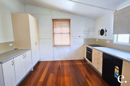 204, Alma Street, 4700, Rockhampton City - Photo 2