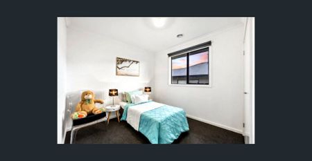 Modern & Spacious 4-Bedroom Family Home with Study – Perfect Location! - Photo 4