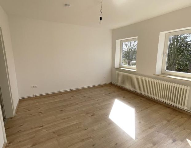 Demnächst frei! 2-Zimmer-Wohnung in Wilhelmshaven Fedderwardergroden - Foto 1