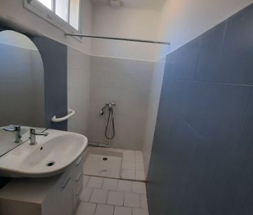 Location Appartement 2 pièces 40m² - Photo 3