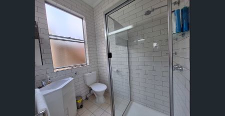 Fully Furnished Apartment - Photo 2