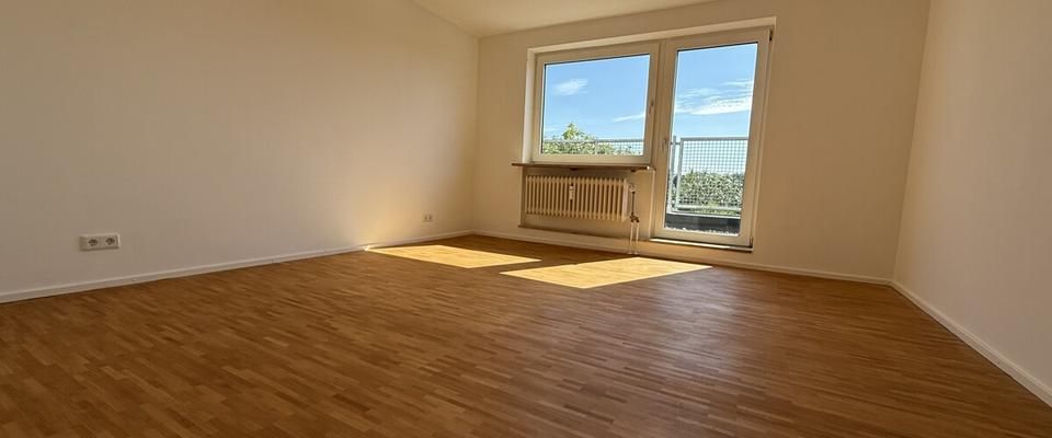 Drei Zimmer Wohnung mit Dachterrasse - Photo 1