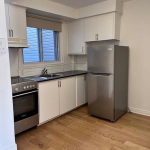 Grand 2 1/2 metro Jean-Talon, Villeray - Photo 2