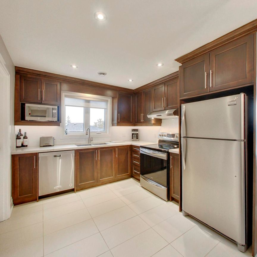 For Lease - 728 Vaughan Road Unit# Apt #2, Toronto, Ontario - Photo 1