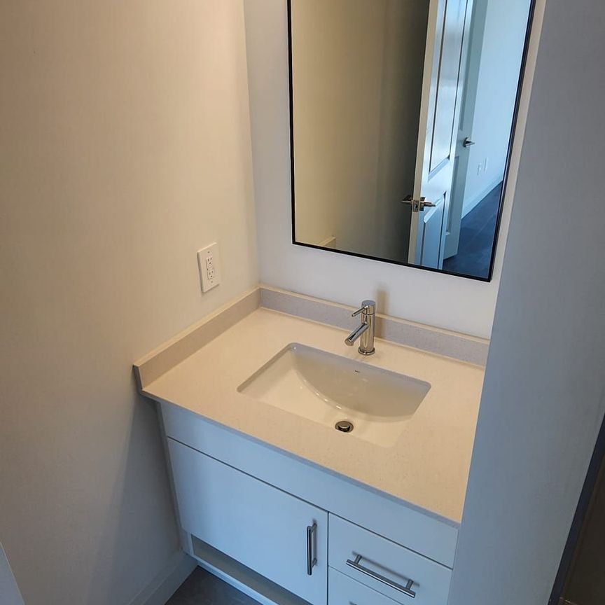 For Lease - 1333 Weber Street Unit# 310, Kitchener, Ontario - Photo 1