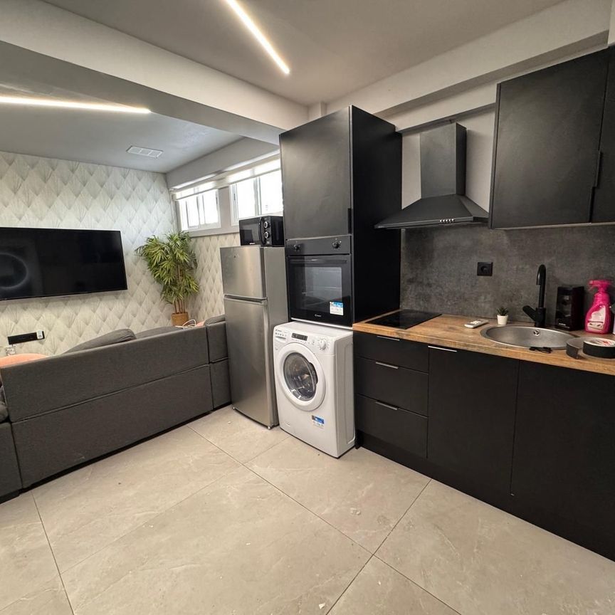 Planta baja de alquiler en Calle Fotografo Goyo, 2, Playa de San Juan - Photo 1