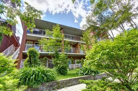 For Lease - 222 Kenilworth Avenue Unit# B, Toronto, Ontario - Photo 4