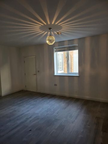 Studio Flat, London Road, SO15 - Photo 5