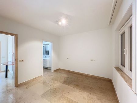 Zuidgericht, ruim appartement (138m2) met een gevelbreedte van 10,85m - Photo 2