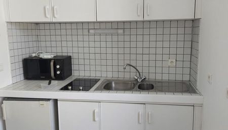 Appartement 1 pièces 28m2 REIMS 510 euros - Photo 4