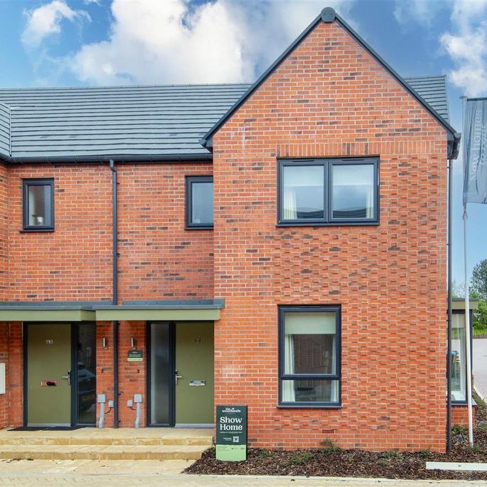 3 bedroom semi-detached house to rent - Photo 1
