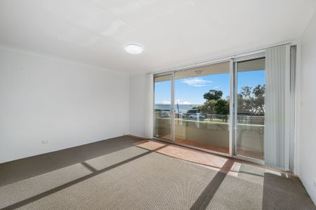 9/66 Pacific Drive - Photo 2