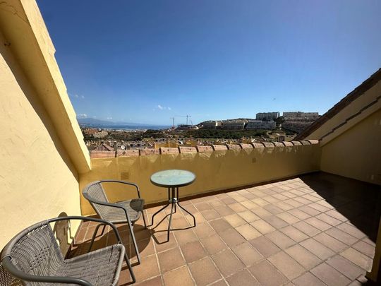 Ático En alquiler DUQUESA VILLAGE s/n, La Duquesa, Manilva - Photo 1