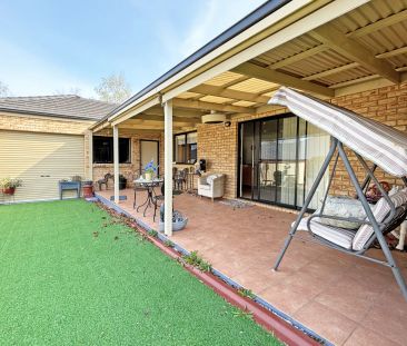 Stunning, Spacious Home. - Photo 1