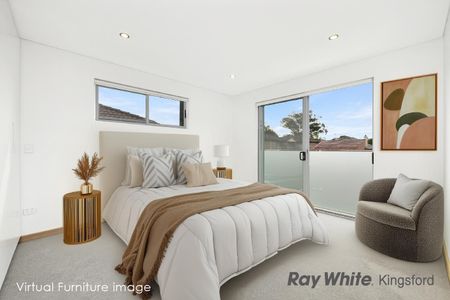 Near New Luxury 3 Bedroom Duplex - Photo 2