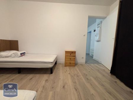 Location Appartement 3 pièces 42m² LA CHAPELLE DES MARAIS 44410 - Photo 2