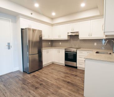 ** ALL INCLUSIVE ** 2 BEDROOM CONDO IN NIAGARA FALLS!! - Photo 6