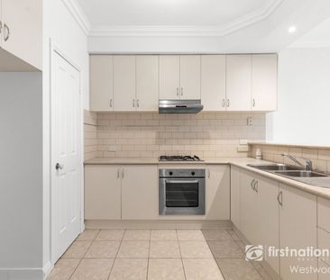 Bright, Modern & Convenient - Photo 5