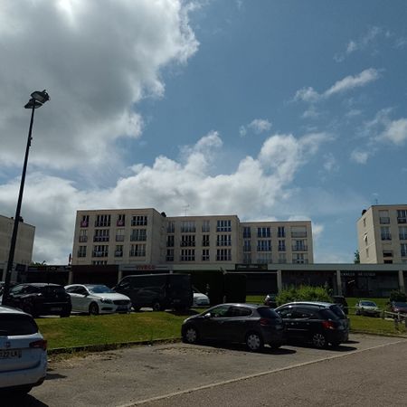 Location Appartement 3 pièces 70m² MAROMME 76150 - Photo 4