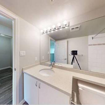 1 BEDROOM/DOWNTOWN VANCOUVER - Photo 1