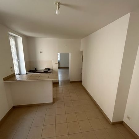 Location Appartement 2 pièces 32m² MOULINS 03000 - Photo 3
