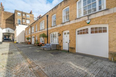Beverston Mews, Marylebone, London, W1H - Photo 2