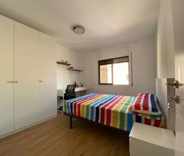 Carrer de Cotonat, L'Hospitalet de Llobregat, Catalonia 08904 - Photo 5