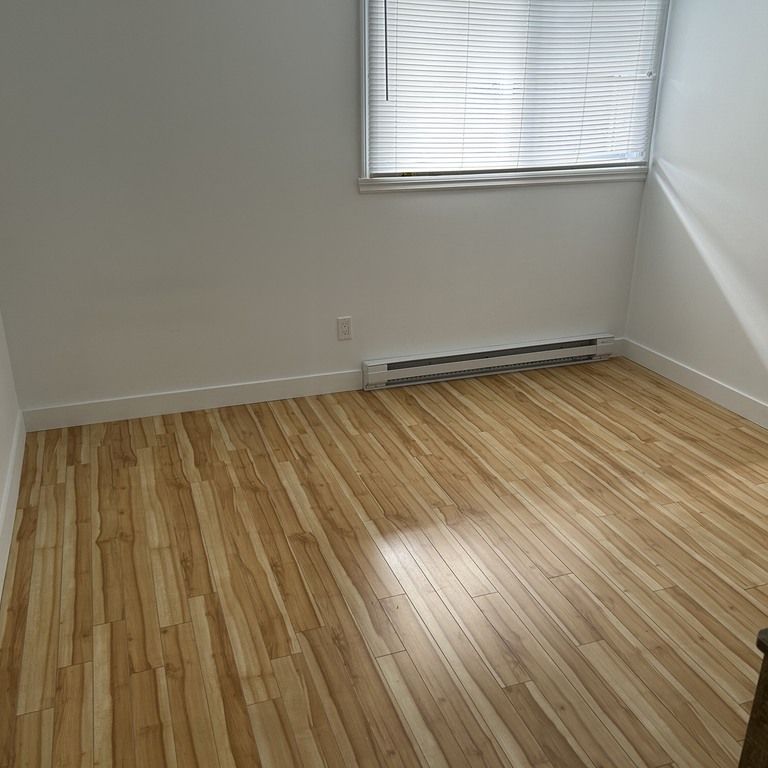 2 12 à Louer - Photo 1