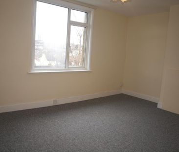 2 bedroom semi-detached house to rent - Photo 3
