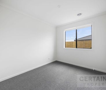 Modern Family Living in the Heart of Winter Valley - Photo 5