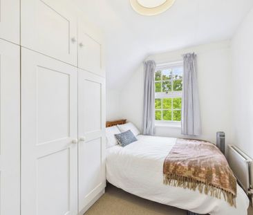 2 bedroom House in Monycrower Drive, Berkshire - Photo 1