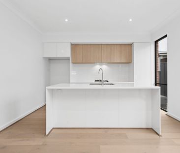 Lifestyle Upgrade in New Port! - Photo 1