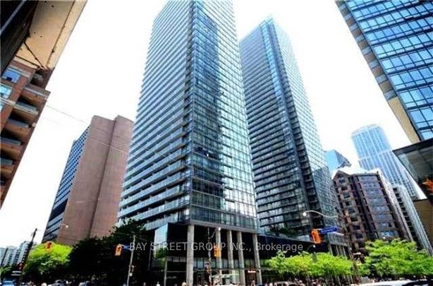 For Lease - 37 Grosvenor Street Unit# 605, Toronto, Ontario - Photo 1