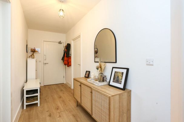 Brandram Road, London, SE13 - Photo 1