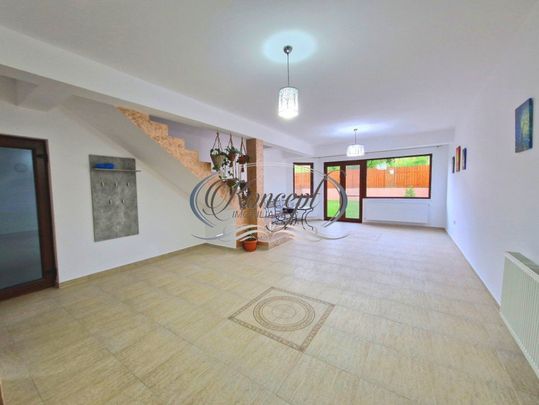 Casa moderna cu curte si garaj, zona Restaurant Aroma, Buna - Fotografie 1