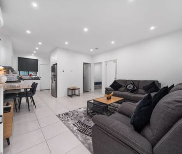 Charming 2-Bedroom Granny Flat in Smithfield - Photo 3