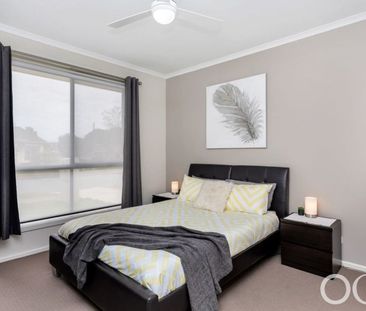 Open the Door to Effortless Modern Living - Photo 3