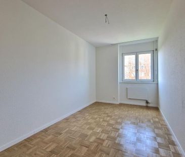 "Charmante, neu renovierte 4-Zimmerwohnung" - Photo 5