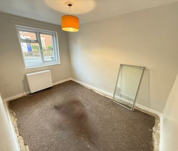 Burton Road, Nottingham, NG4 - Photo 1